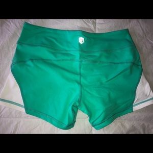 Born primitive shorts